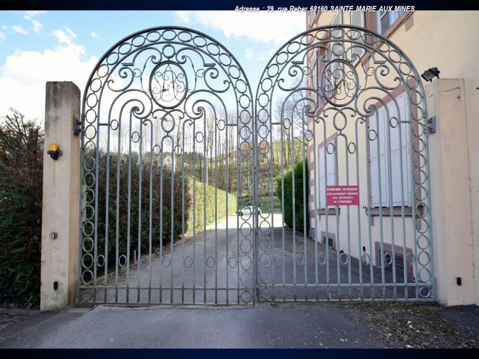 Aux Souvenirs D'Anaelle Gites 5 Personnes 圣玛丽欧米讷 外观 照片